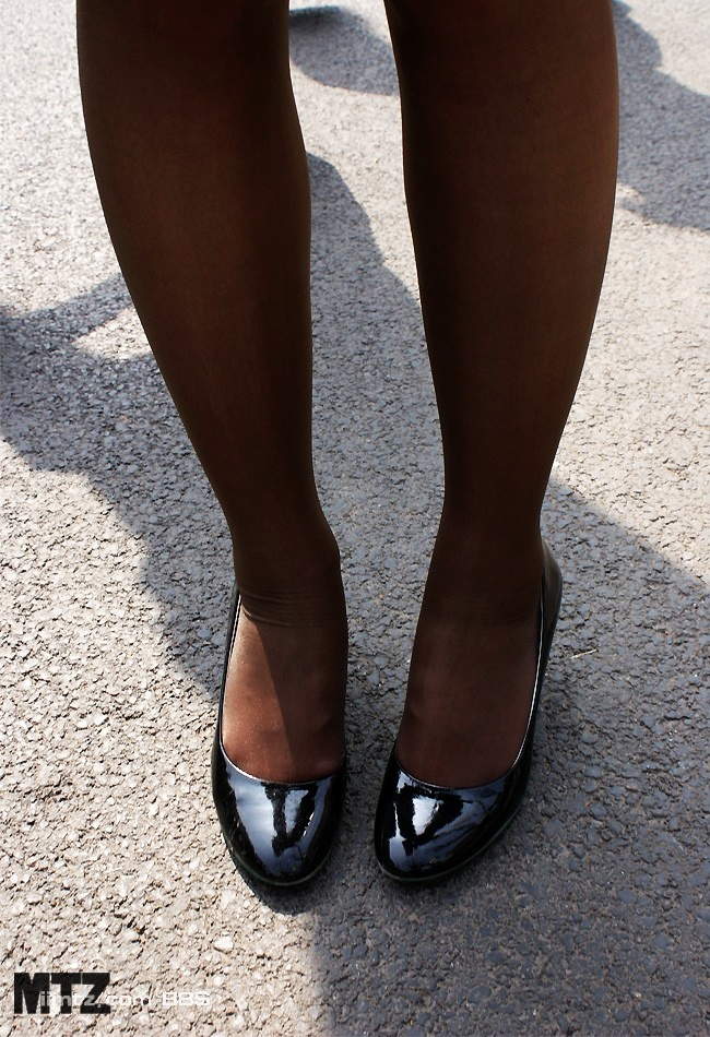 MTZ·美腿志 13辑：大学校场运动美女 2