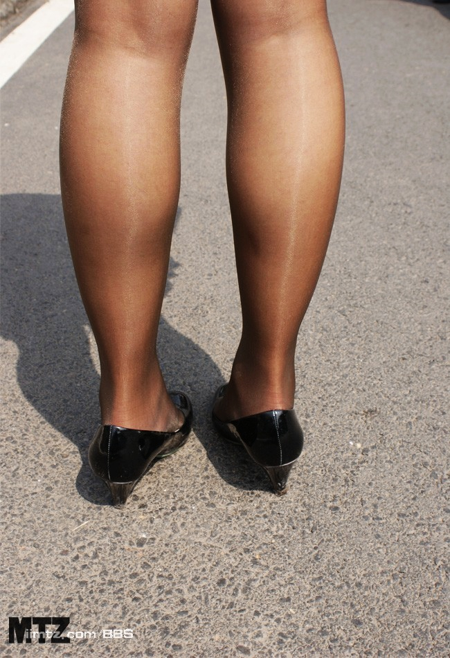 MTZ·美腿志 13辑：大学校场运动美女 2