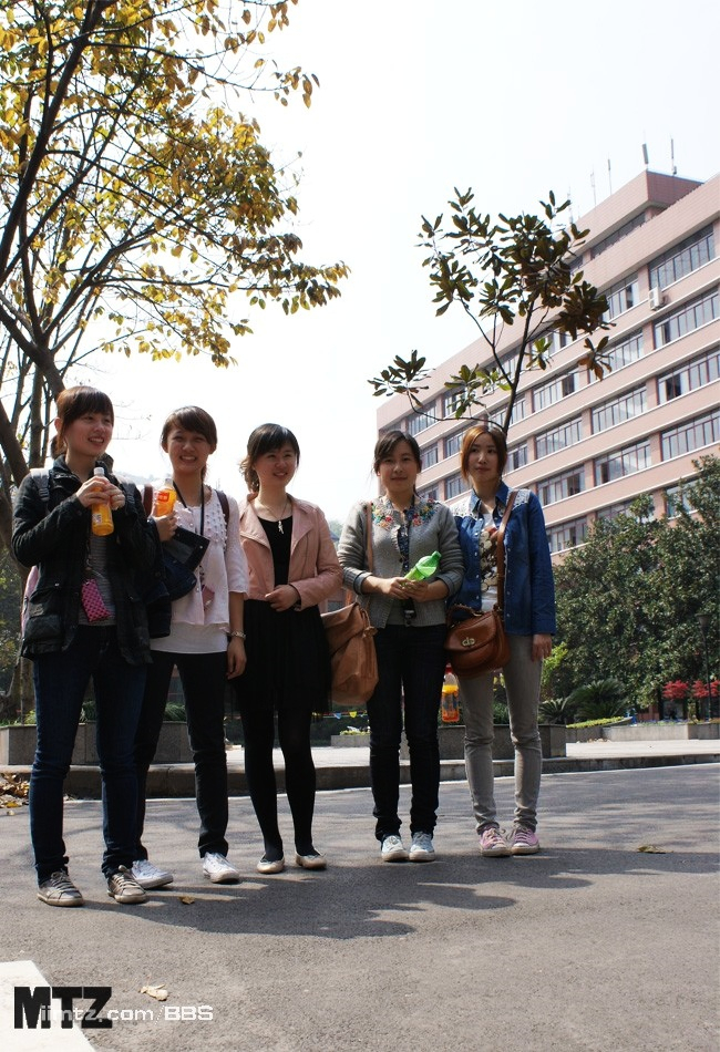 MTZ·美腿志 13辑：大学校场运动美女 2
