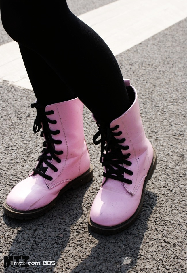 MTZ·美腿志 13辑：大学校场运动美女 2