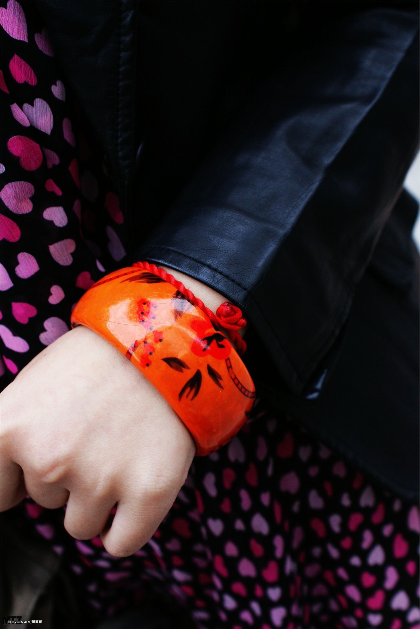 MTZ·美腿志 13辑：大学校场运动美女 2