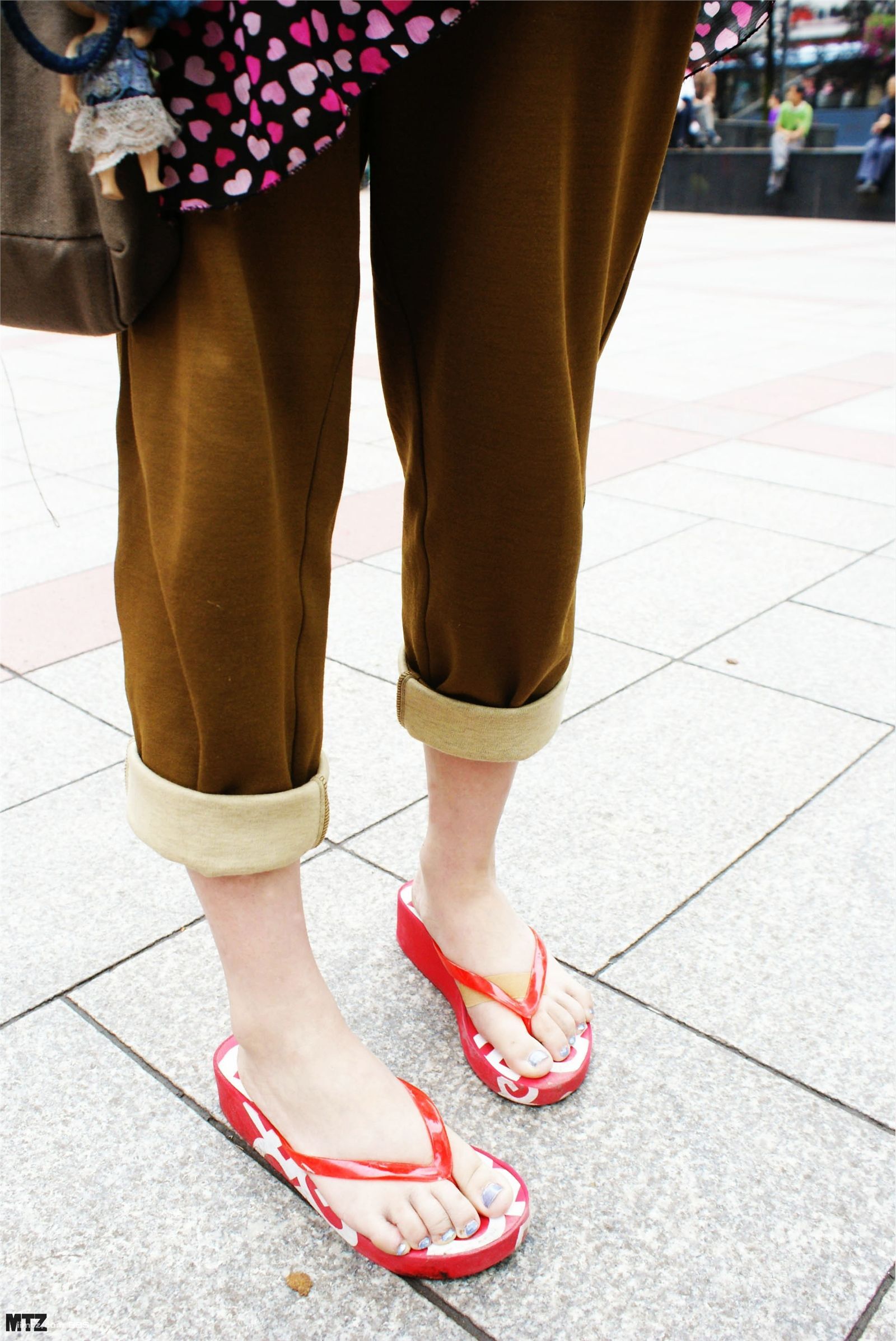 MTZ·美腿志 13辑：大学校场运动美女 2