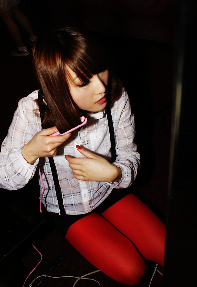 MTZ·美腿志 15辑：KTV芭比快递