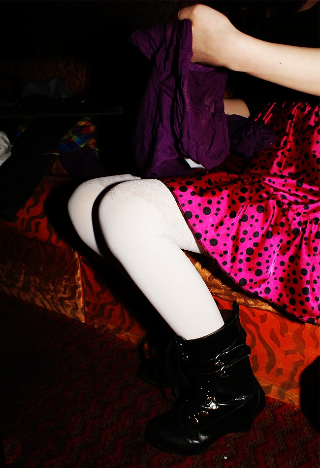 MTZ·美腿志 15辑：KTV芭比快递