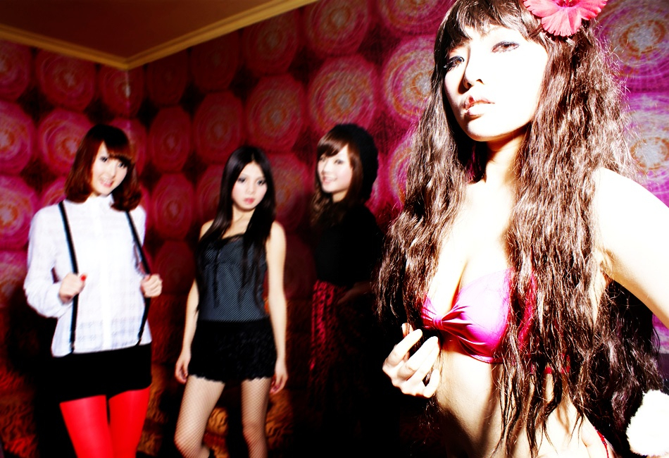 MTZ·美腿志 15辑：KTV芭比快递