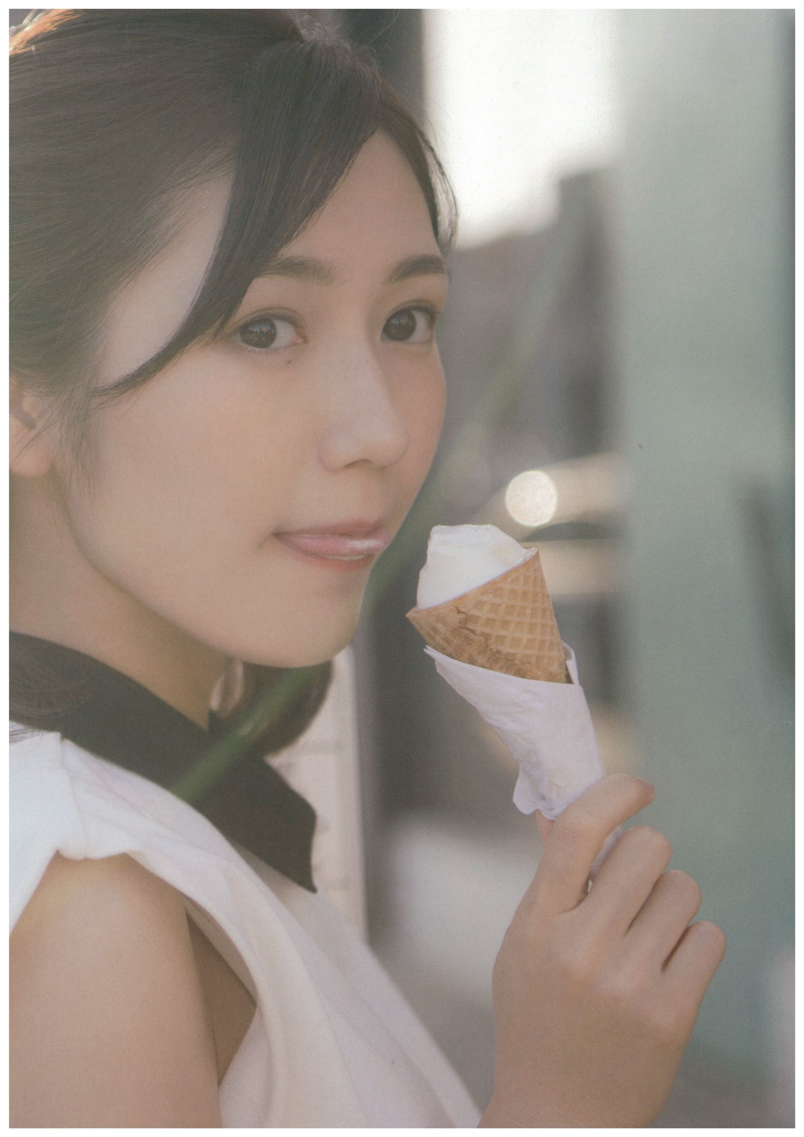 AKB渡辺麻友 《不知不觉中》 裸背福利太赤鸡