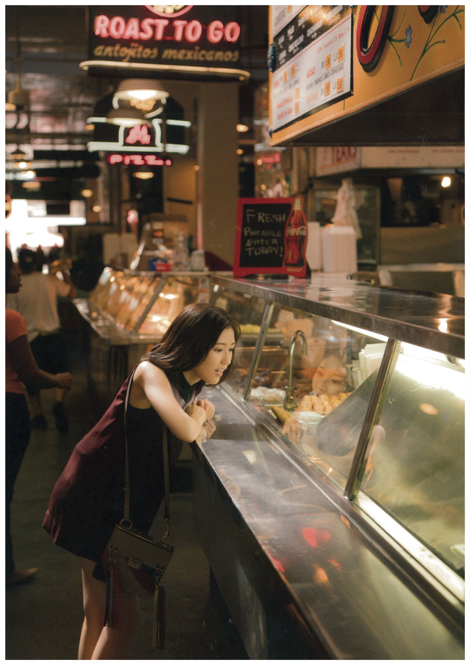 AKB渡辺麻友 《不知不觉中》 裸背福利太赤鸡