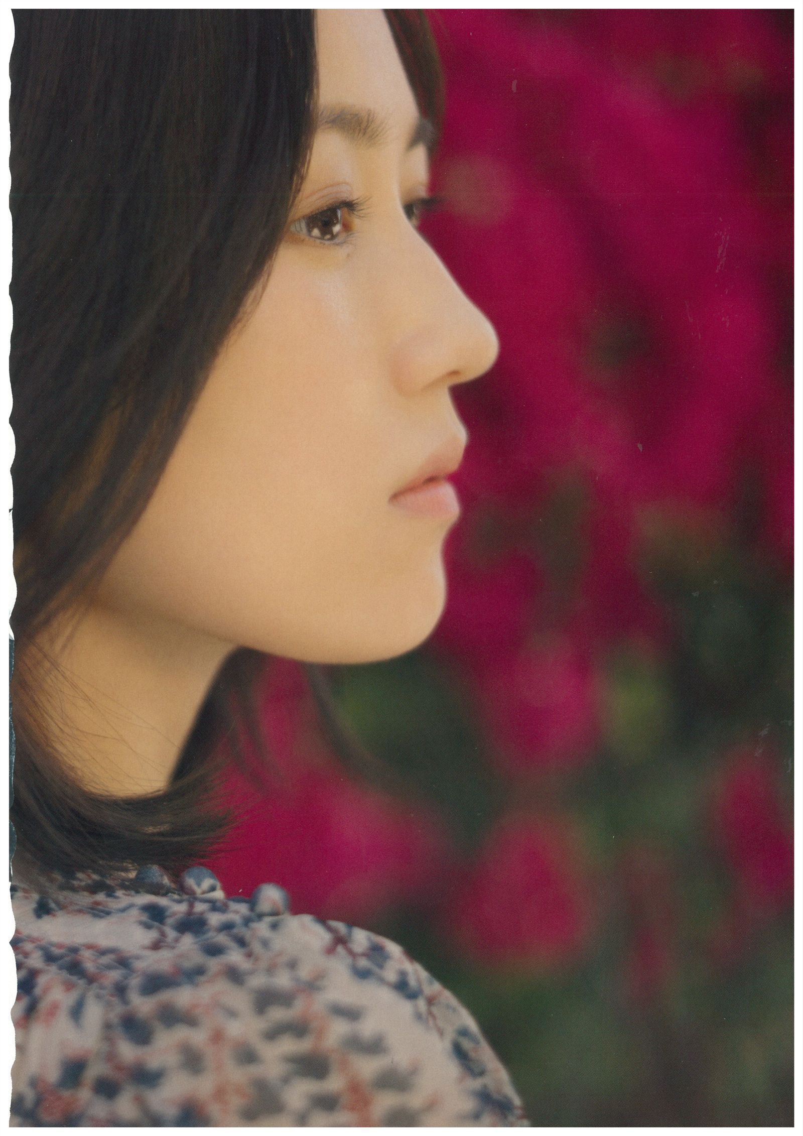 AKB渡辺麻友 《不知不觉中》 裸背福利太赤鸡