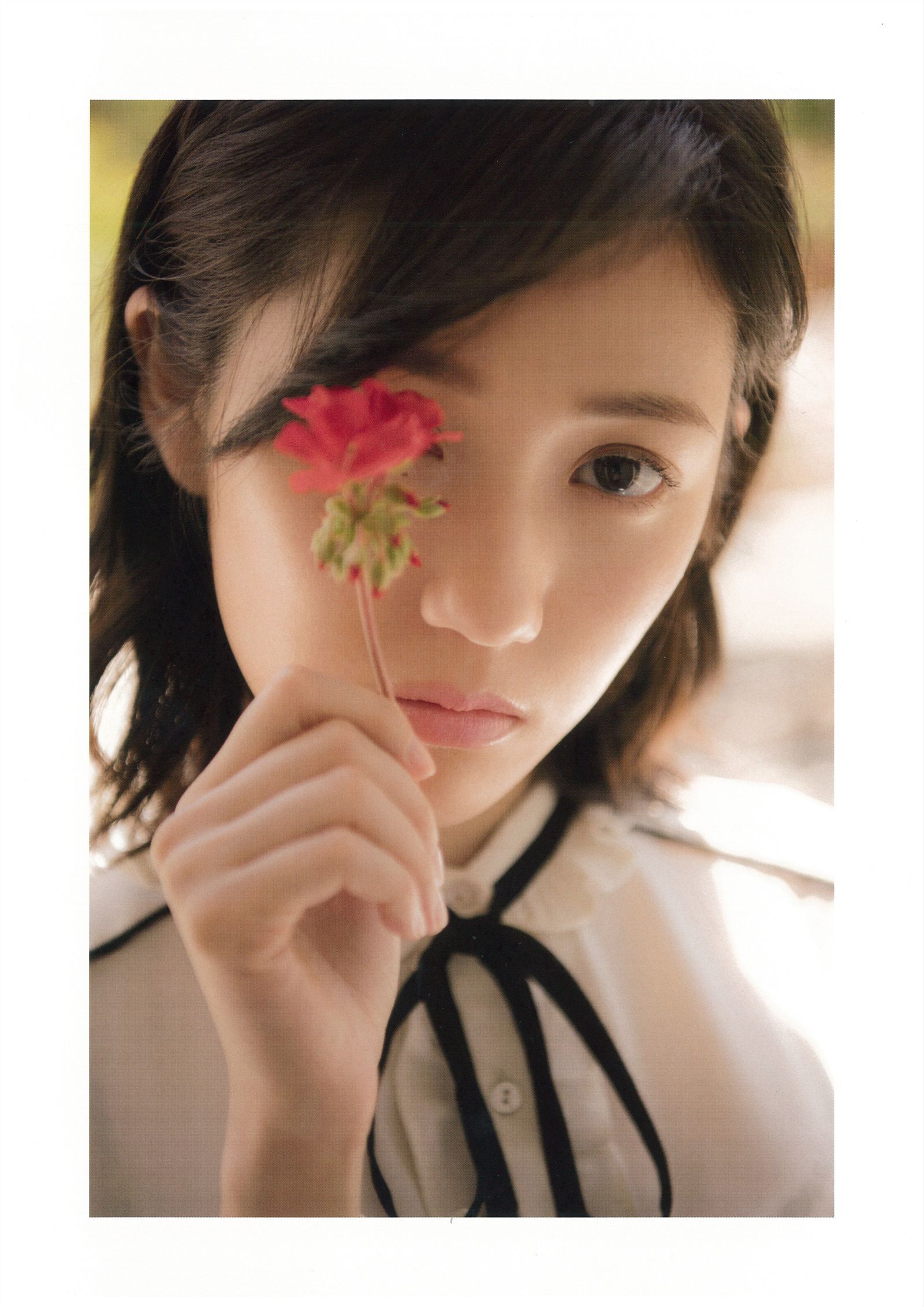 AKB渡辺麻友 《不知不觉中》 裸背福利太赤鸡