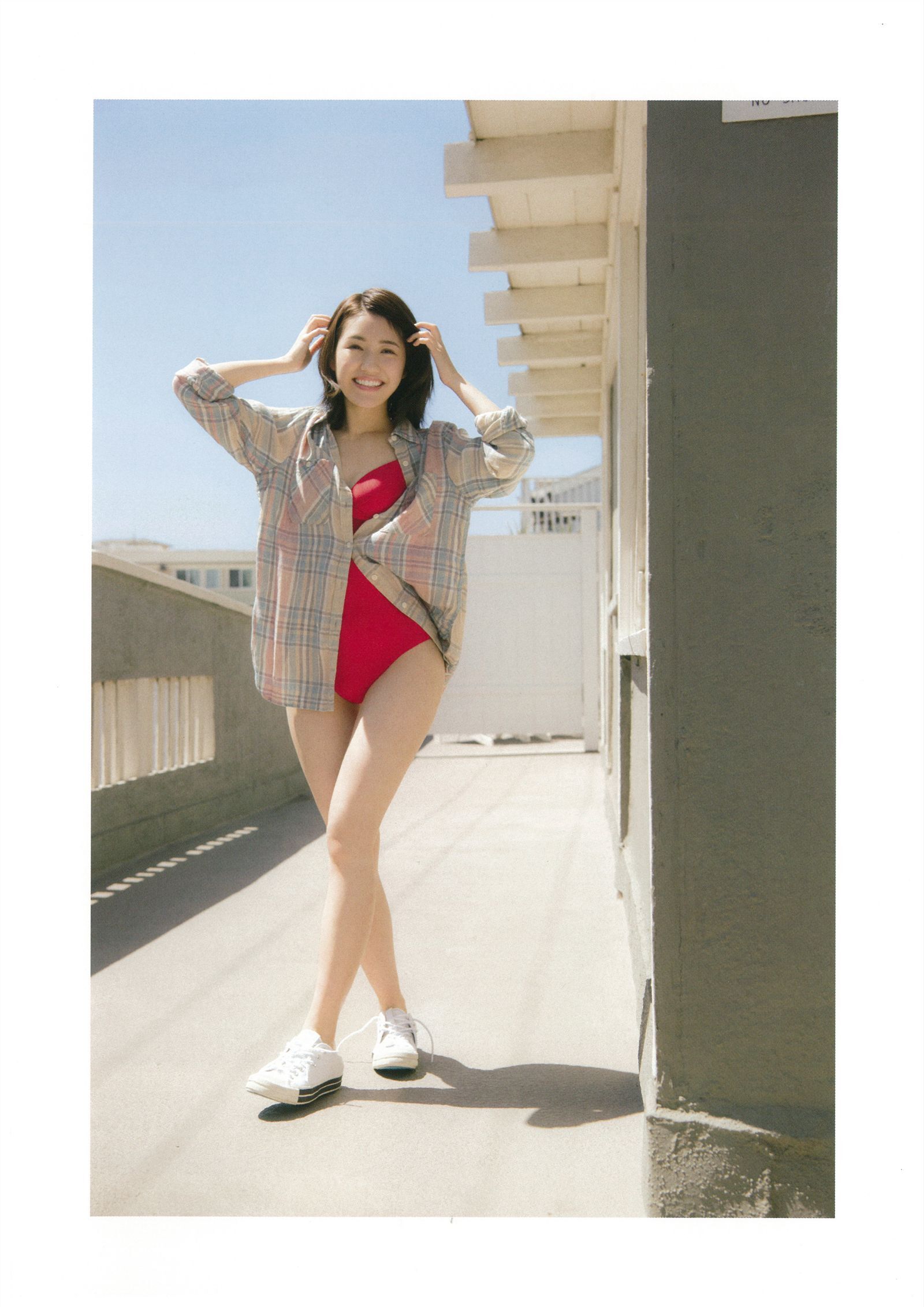 AKB渡辺麻友 《不知不觉中》 裸背福利太赤鸡