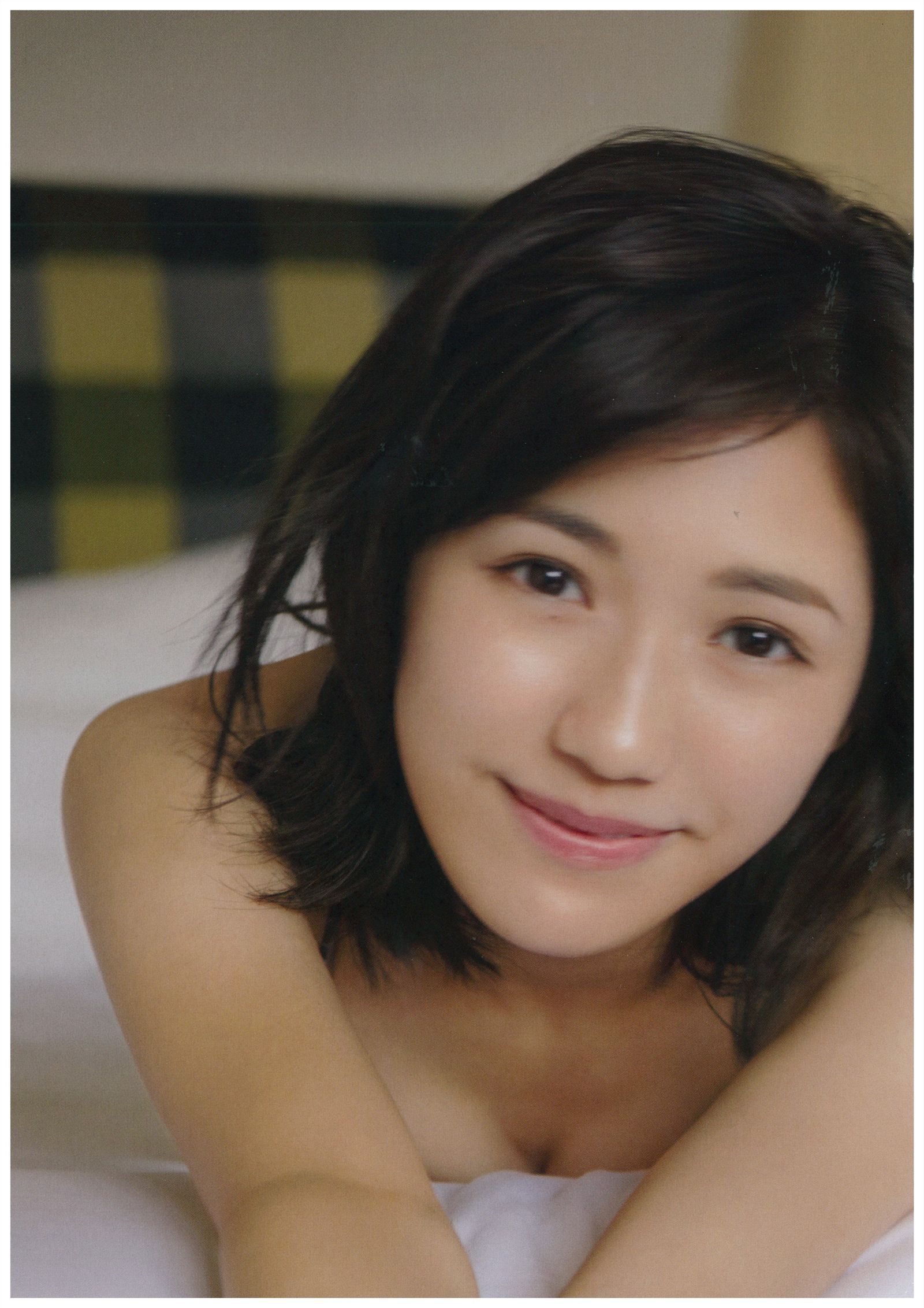 AKB渡辺麻友 《不知不觉中》 裸背福利太赤鸡