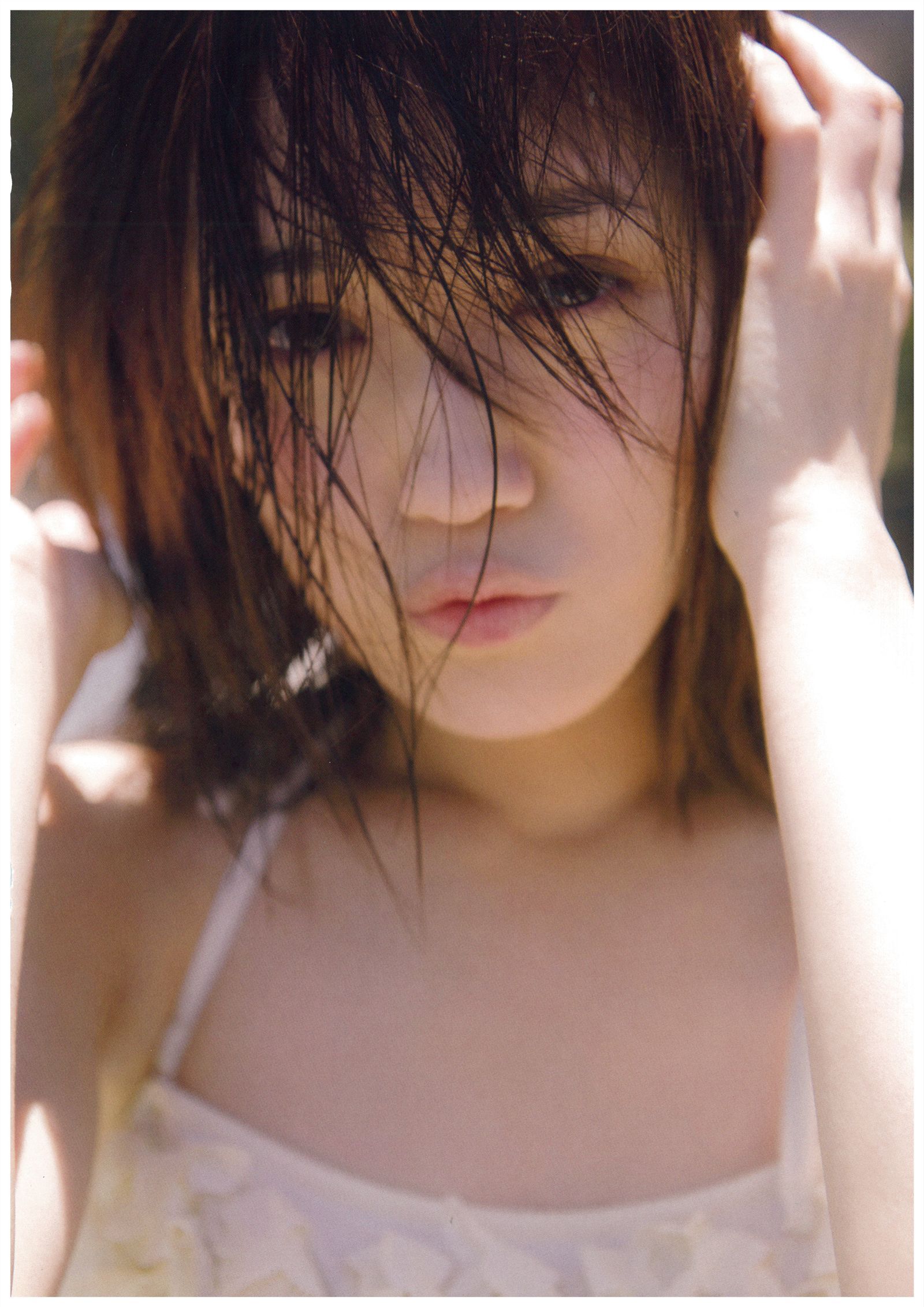 AKB渡辺麻友 《不知不觉中》 裸背福利太赤鸡