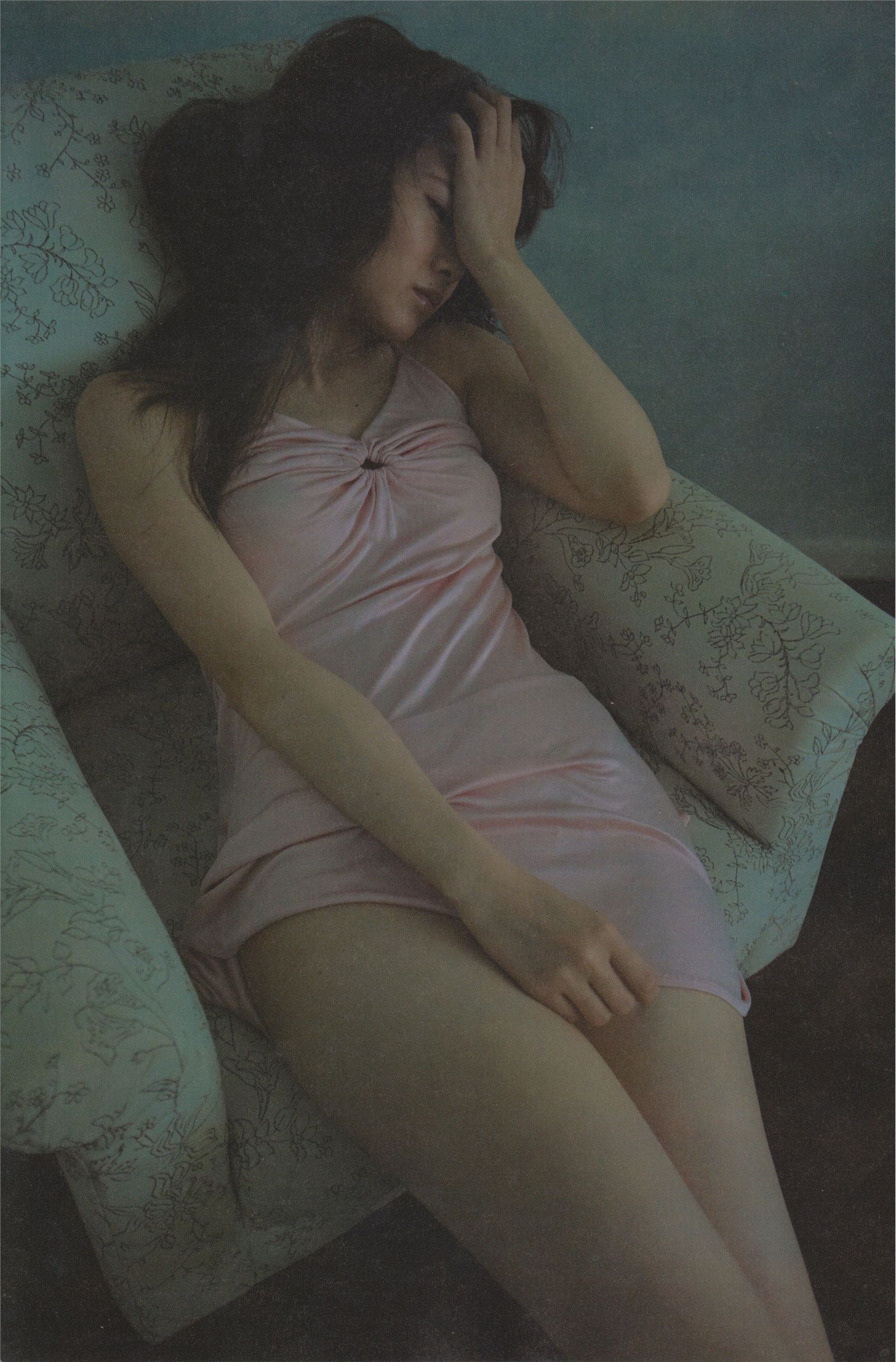 乃木坂46 白石麻衣写真集【清纯な大人】