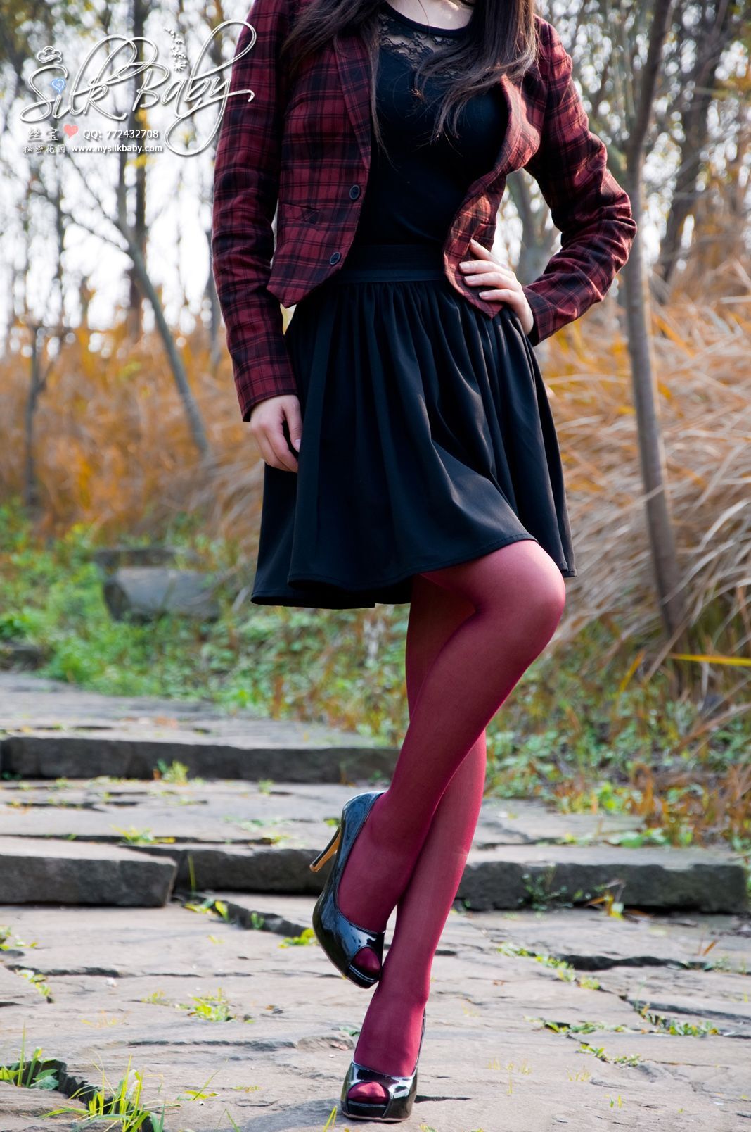 [丝宝VIP]喷血诱惑！紫丝修长美腿  丝宝早期套图