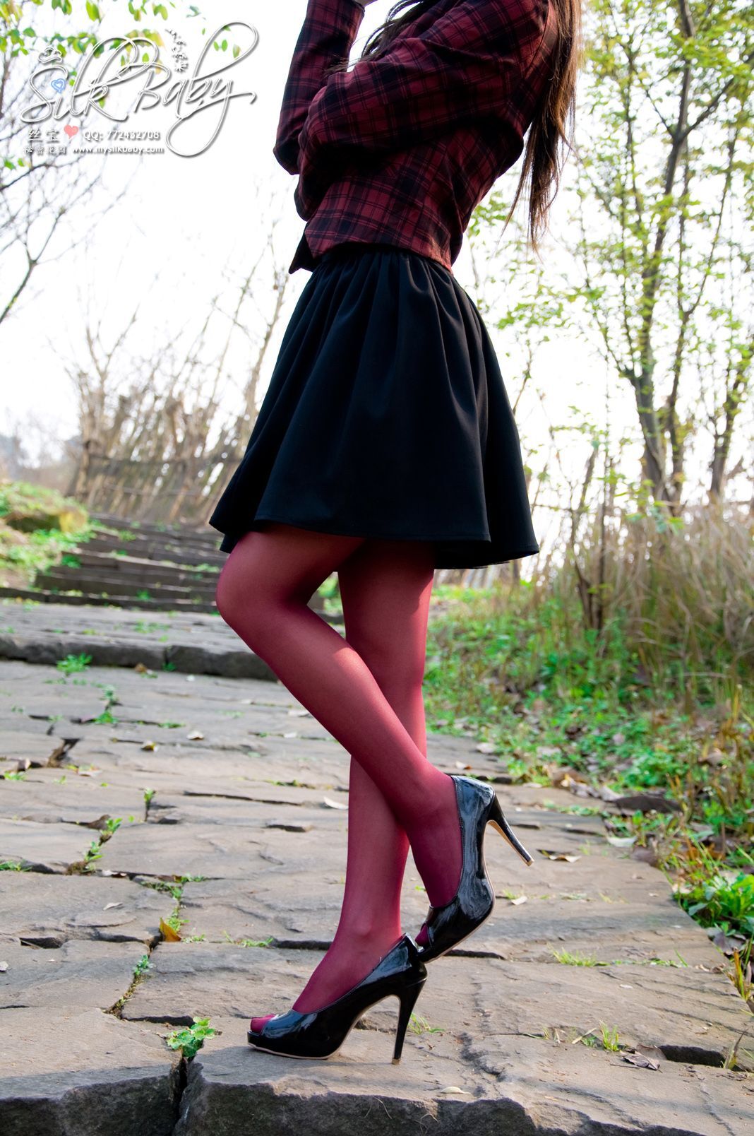 [丝宝VIP]喷血诱惑！紫丝修长美腿  丝宝早期套图