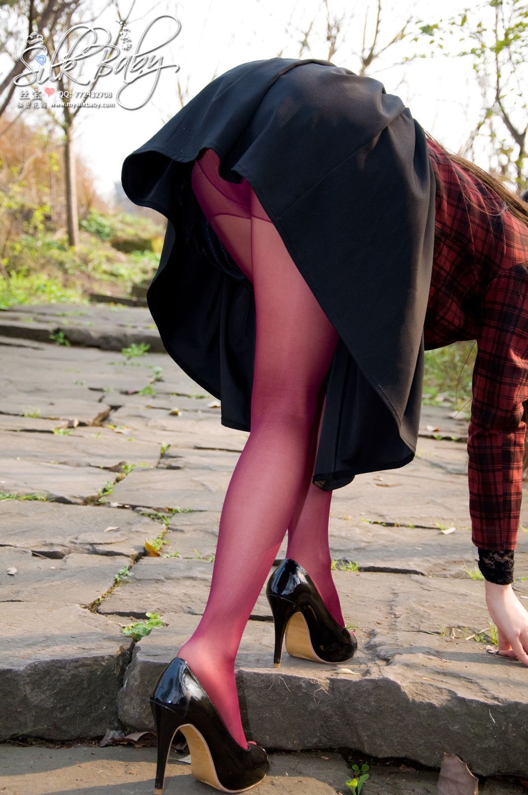 [丝宝VIP]喷血诱惑！紫丝修长美腿  丝宝早期套图