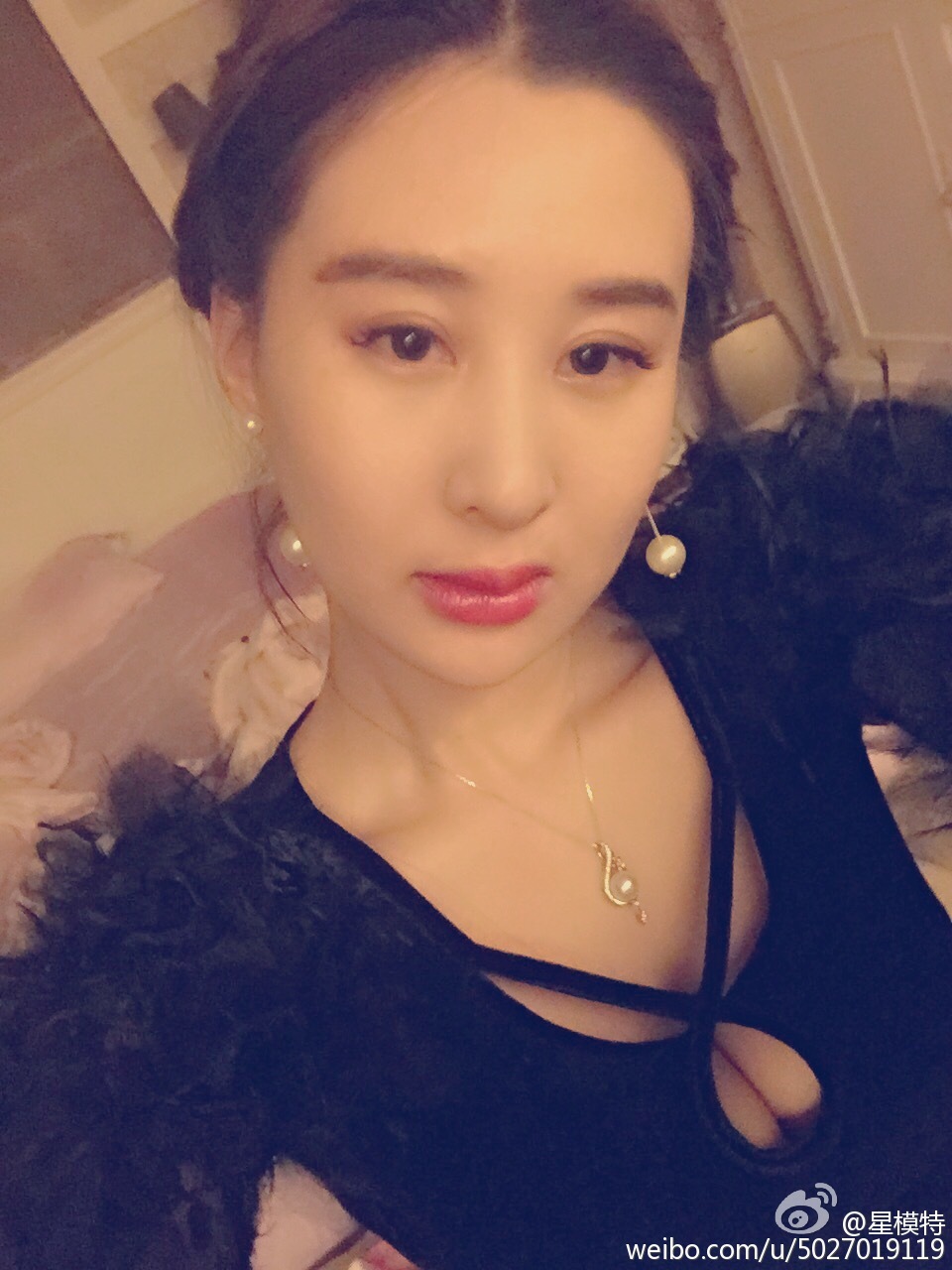 星SPA女神 王儷丁 性感尤物爆乳寫真照