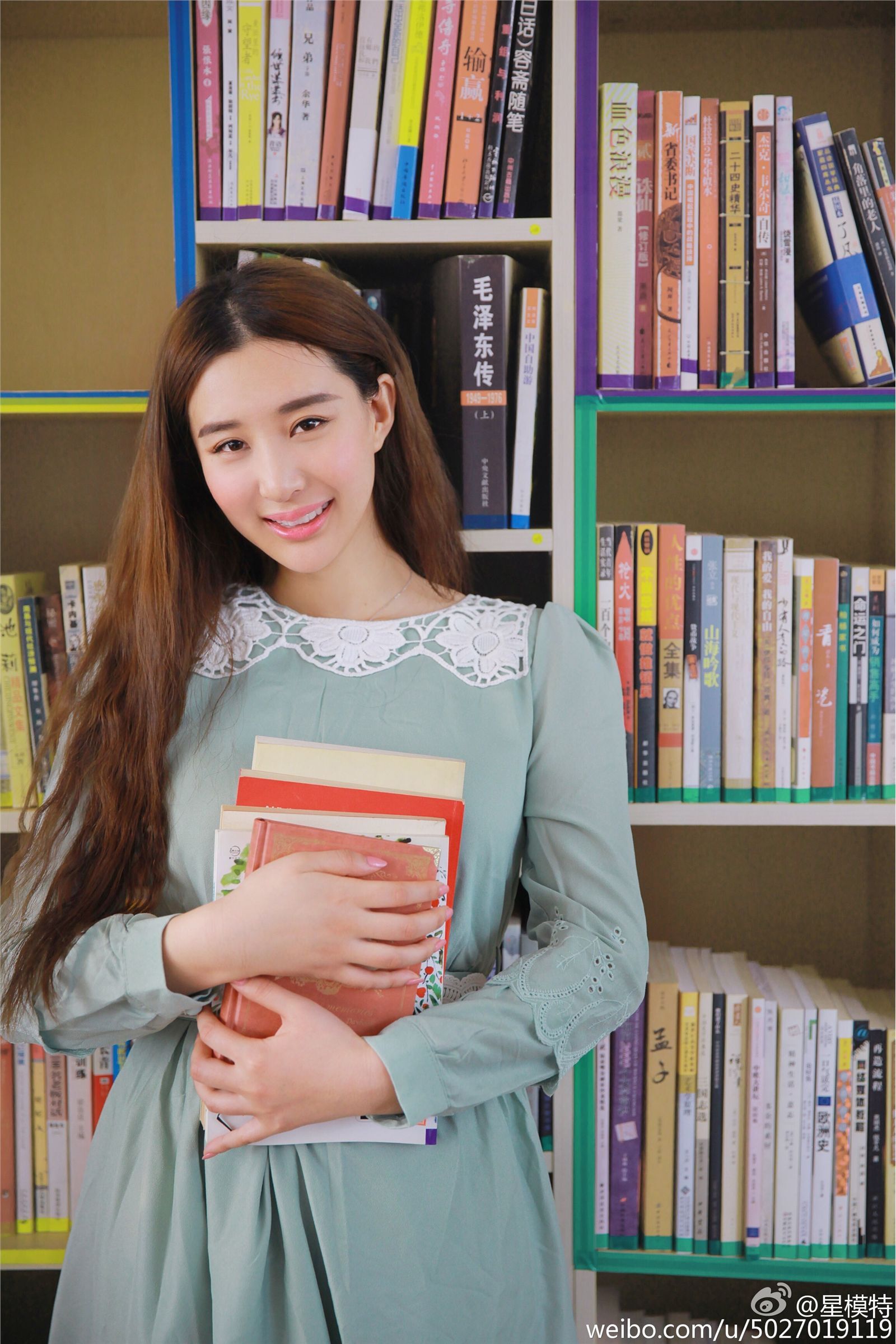 星SPA女神 王儷丁 性感尤物爆乳寫真照