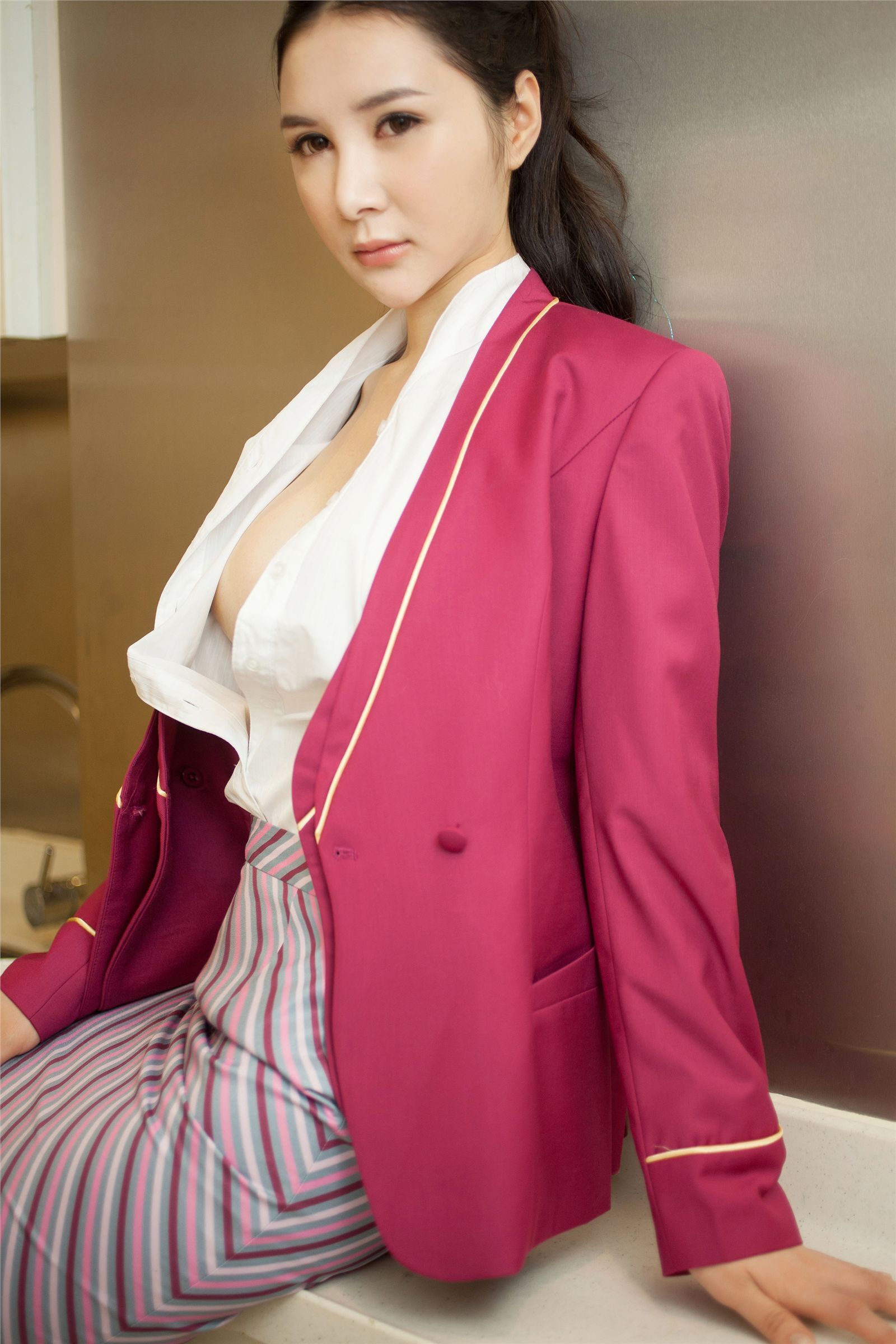 [TGOD推女神] 2014.10.23 顾欣怡 空港迷失 空姐的私生活(上)