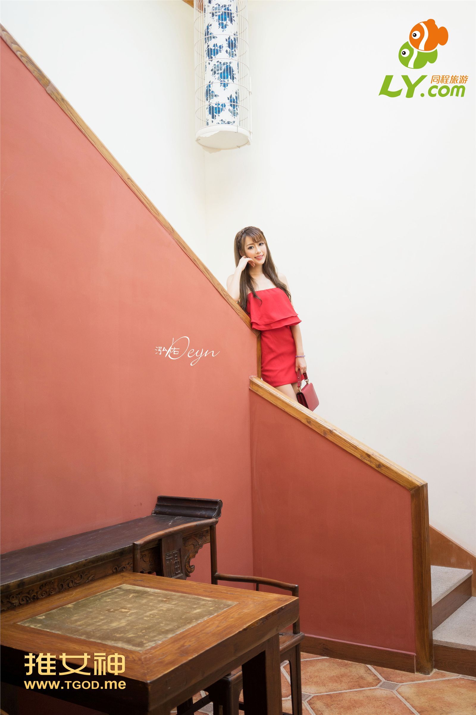 [TGOD推女神] 2014.11.11 王曼妮zZ