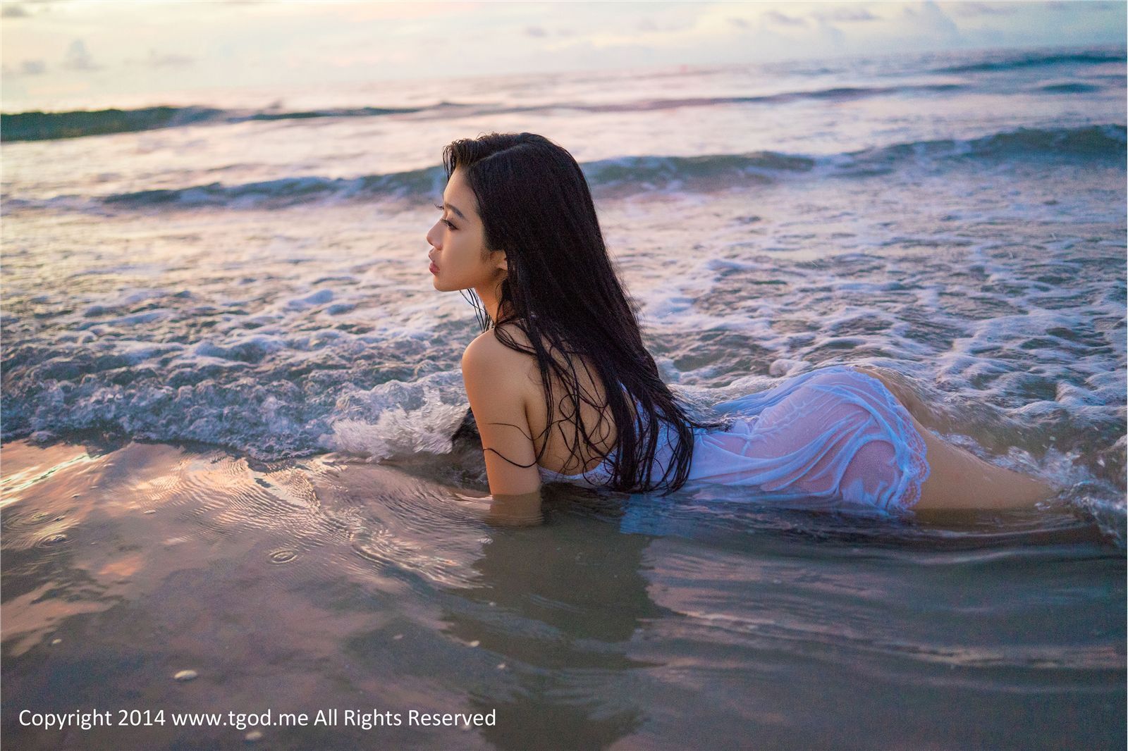 [TGOD推女神]2014.12.01 Luvian本能