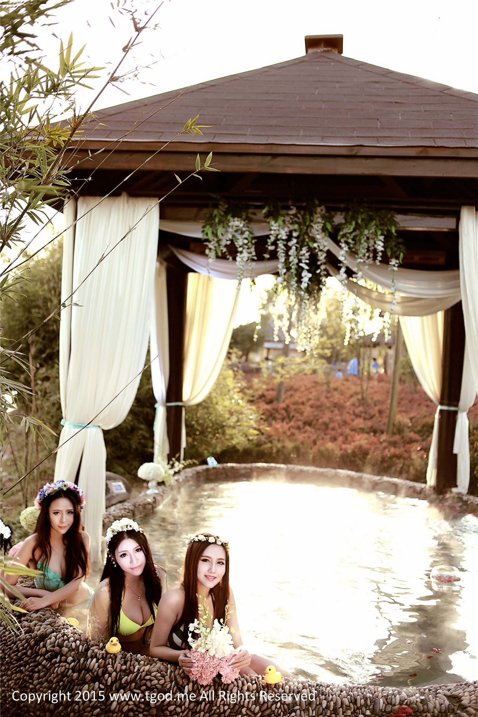 [TGOD推女神]2015.04.28 女神驾到 山湖温泉 夏静 鲁思羽 胡宴绮