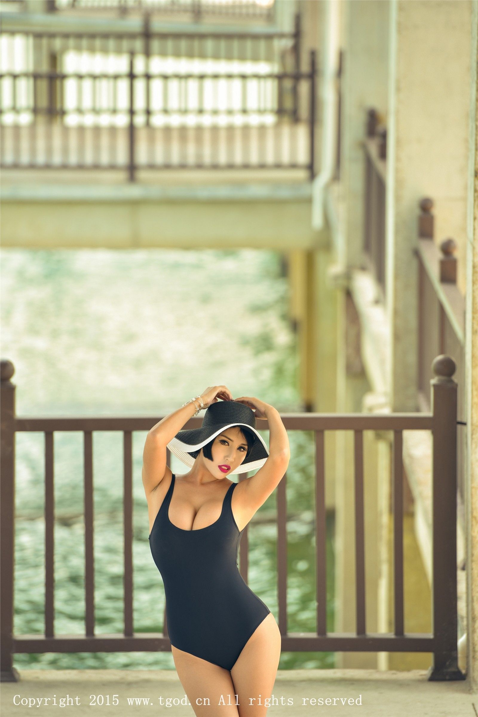 [TGOD推女神] 2015.09.28 云曼旅拍 娜依灵儿 第三刊