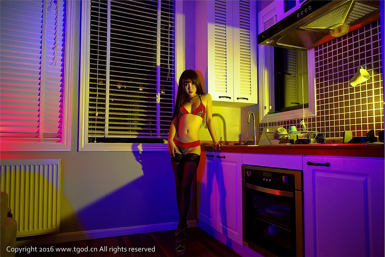 [TGOD推女神]2016-04-19 羙熙MiuMiu 混血芭比激凸秀