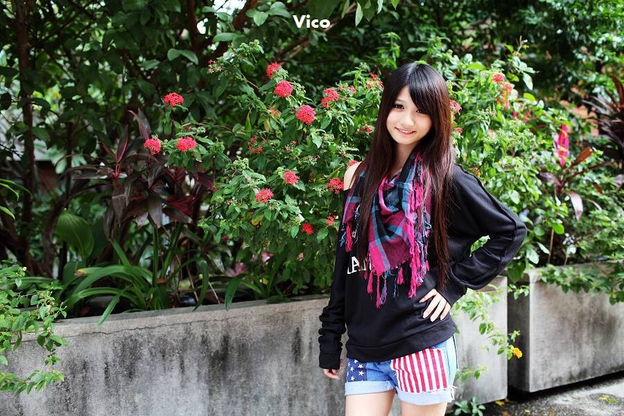 台湾外拍美眉 - Vico