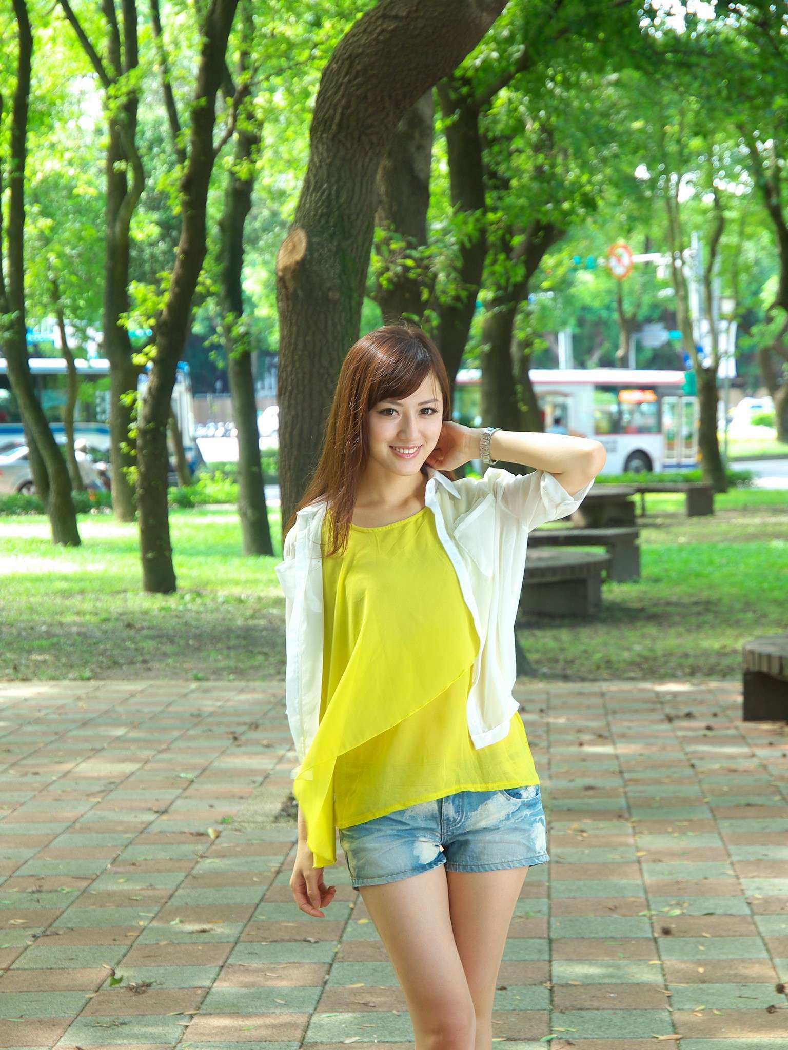 台湾助理主持 - 村村