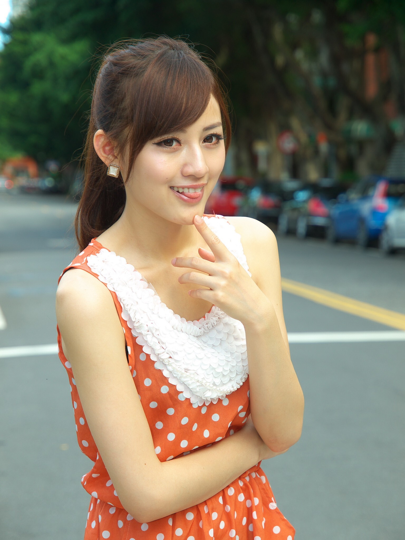 台湾助理主持 - 村村