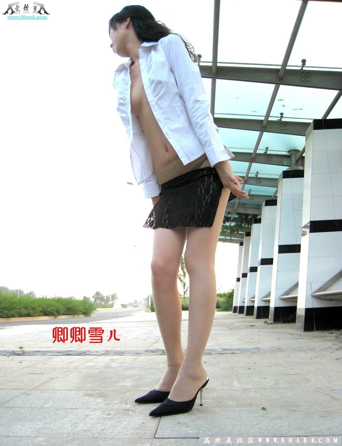 卿卿雪儿之等车49