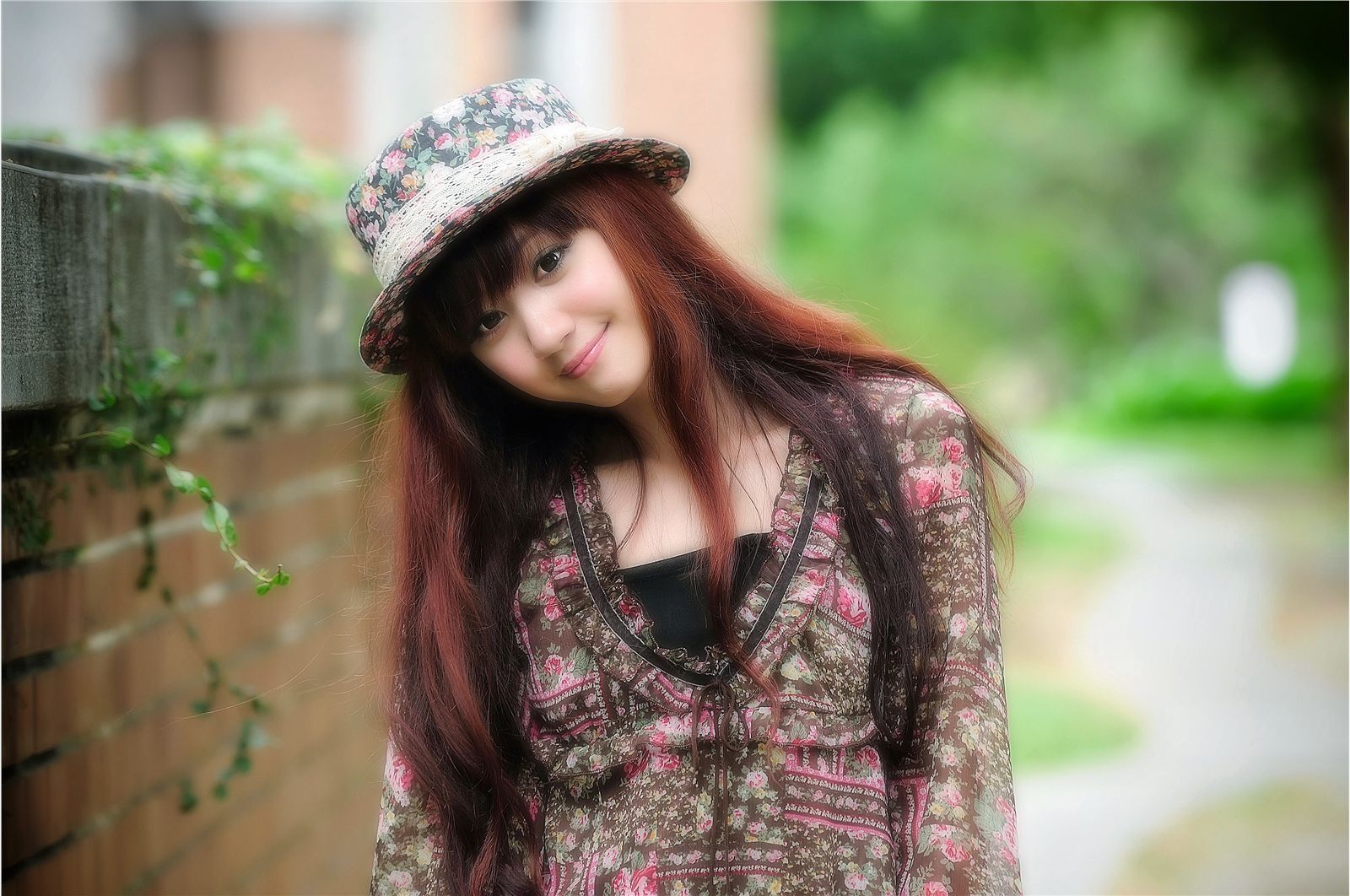 台湾清纯美女-Sylvia小雅 复古式外拍