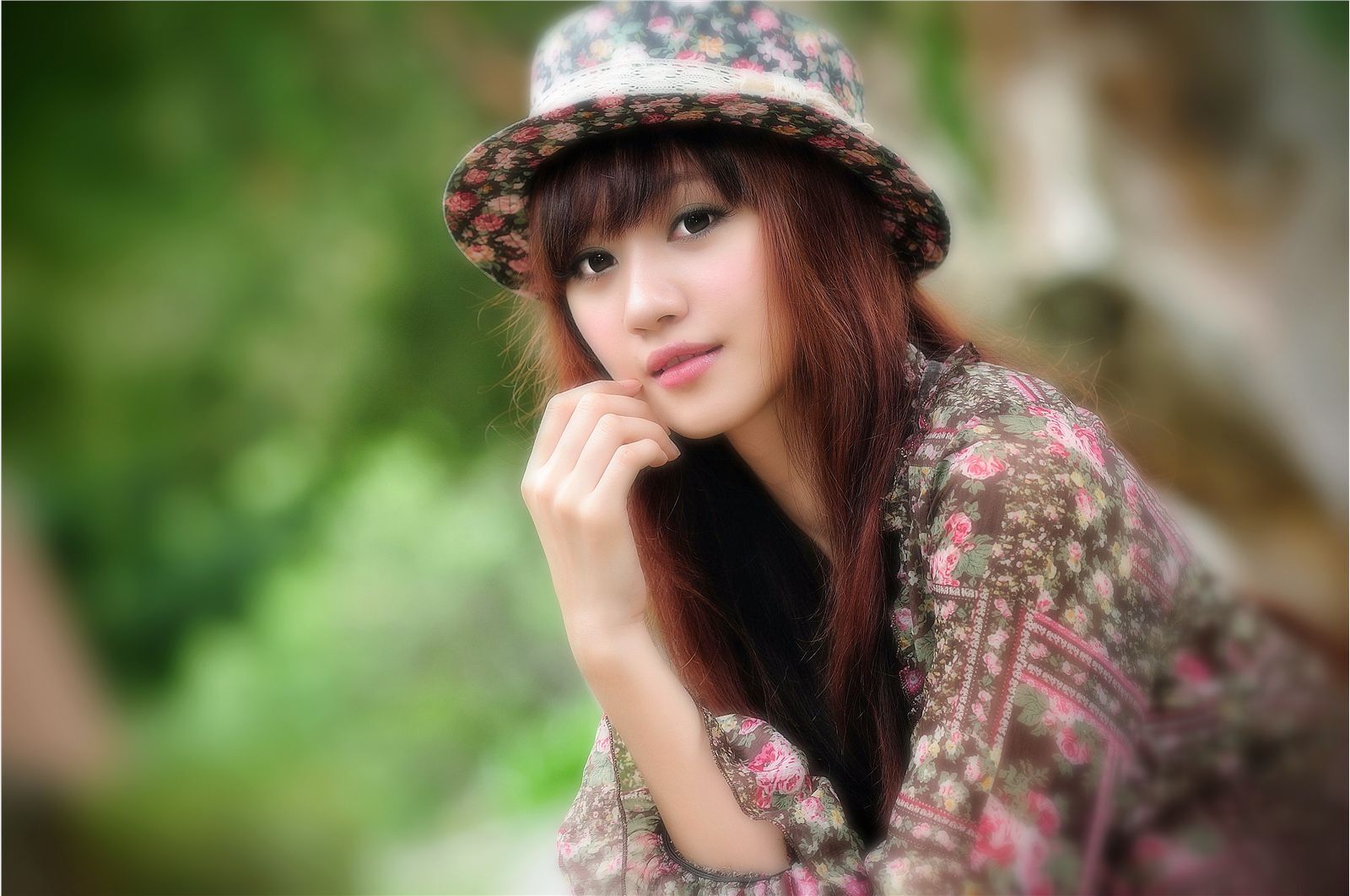 台湾清纯美女-Sylvia小雅 复古式外拍