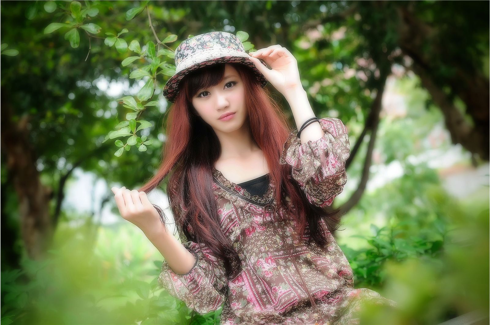 台湾清纯美女-Sylvia小雅 复古式外拍