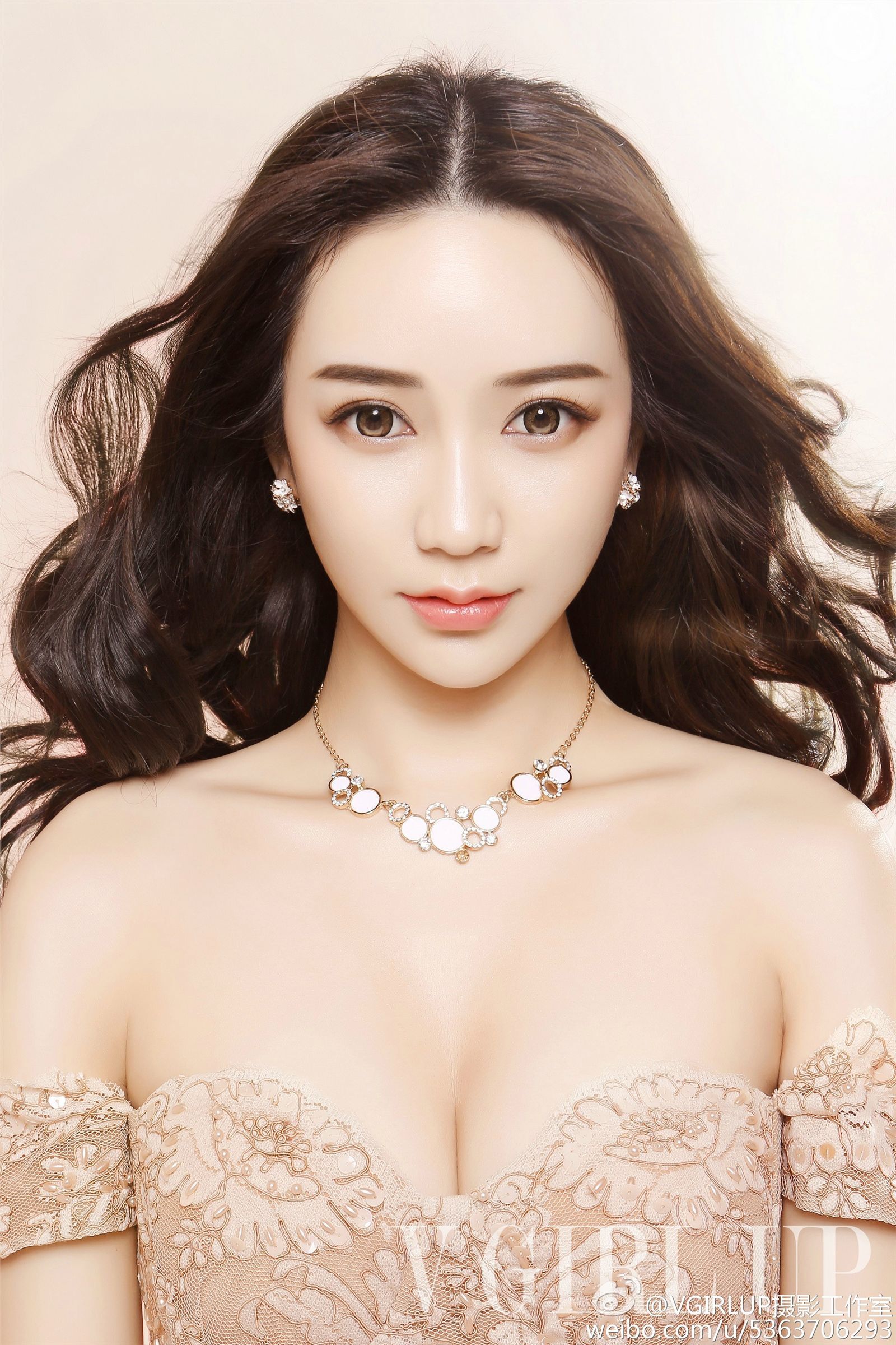 VGIRLUP摄影工作室 性感比尼美女