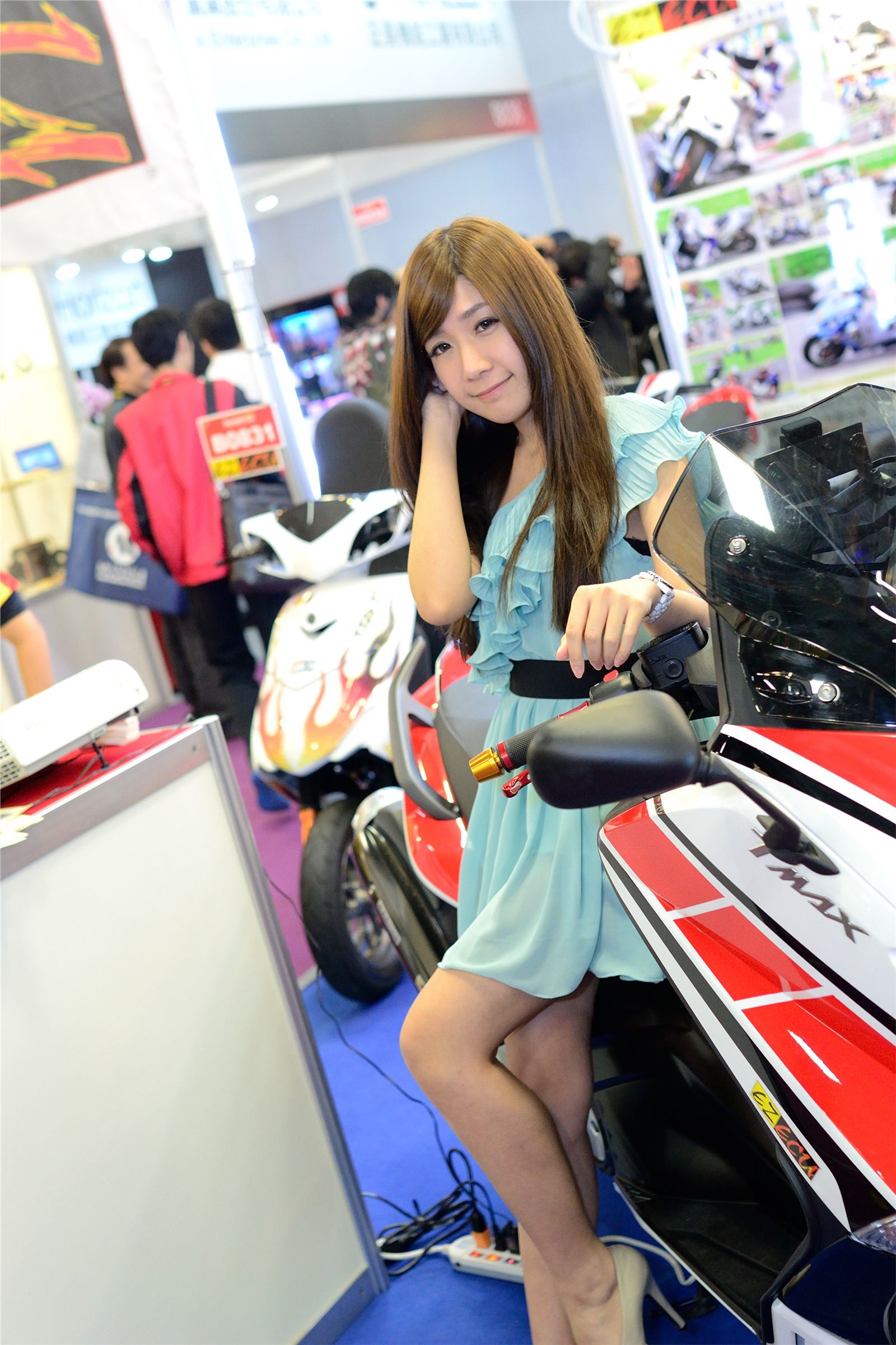 台北数位电器大展 多位Beautyleg女神