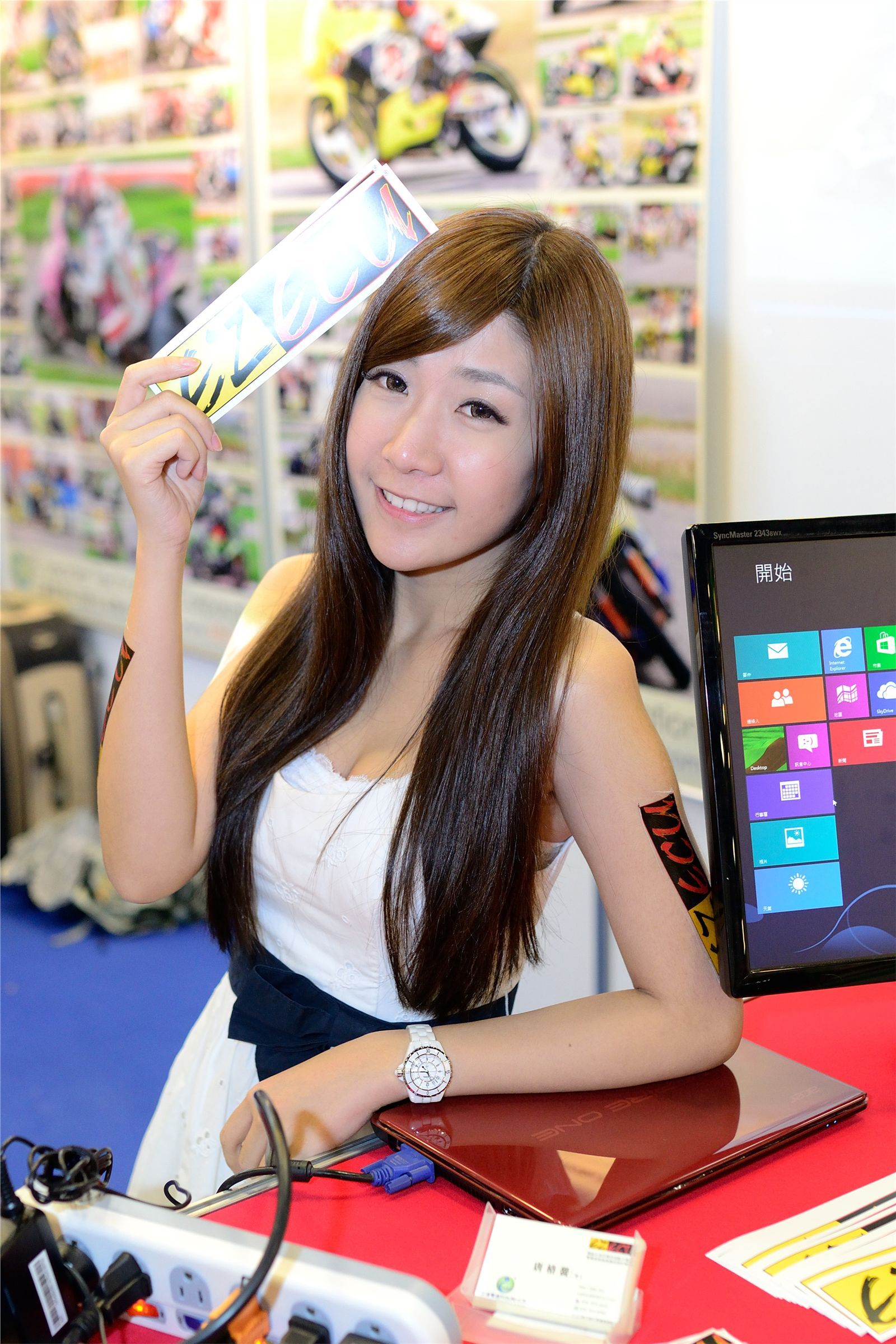 台北数位电器大展 多位Beautyleg女神