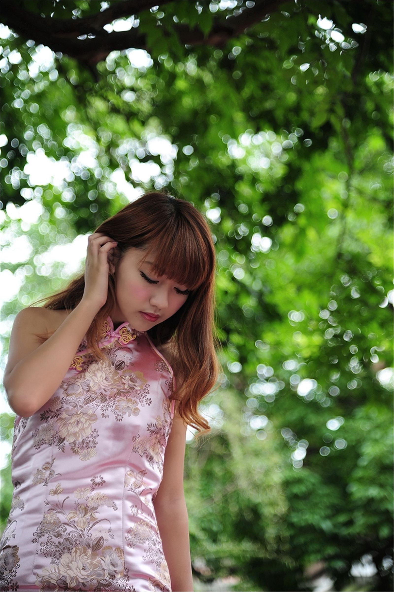 台湾清纯美女棠棠-林家花園外拍