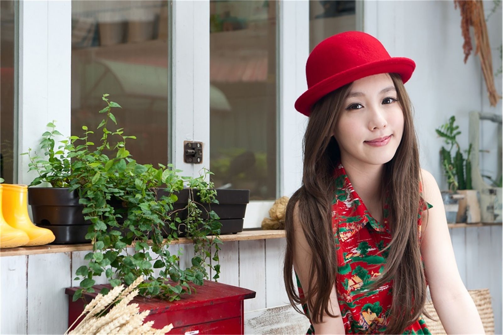 台湾清纯美女 Kimi 小港老巷街拍