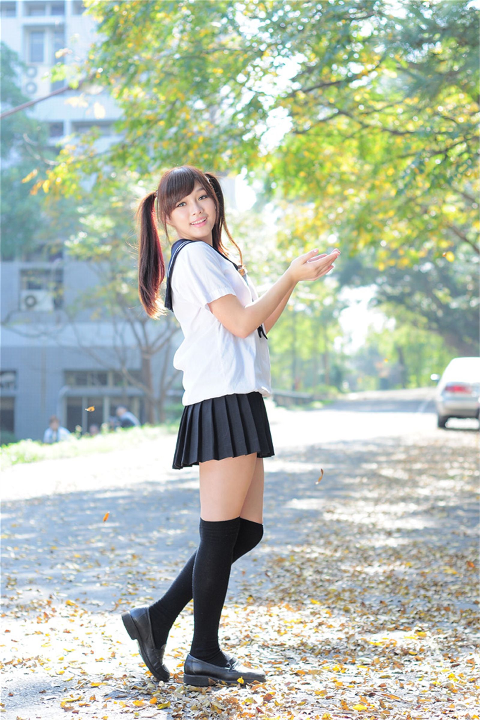 台湾清纯美女 涼涼 明德高中校花