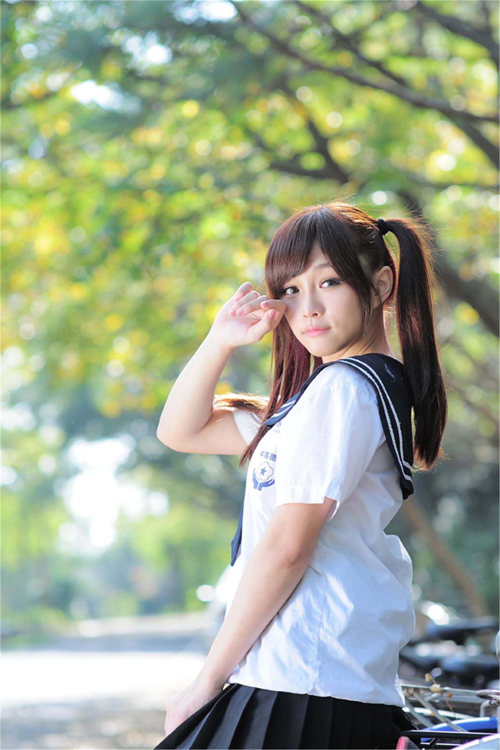 台湾清纯美女 涼涼 明德高中校花