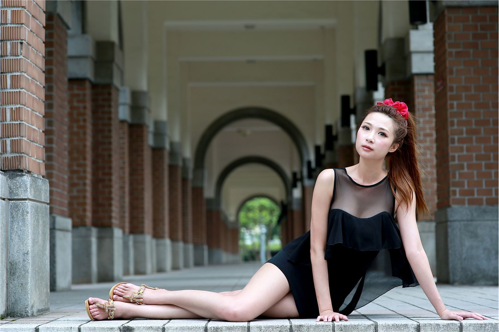 台湾性感美女林小芭 春游踏青外拍