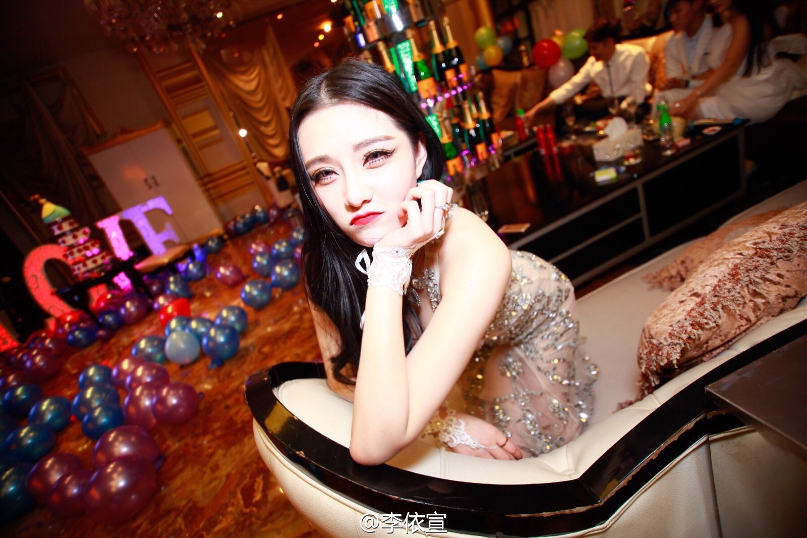 李依宣 泄露漏鲍美图