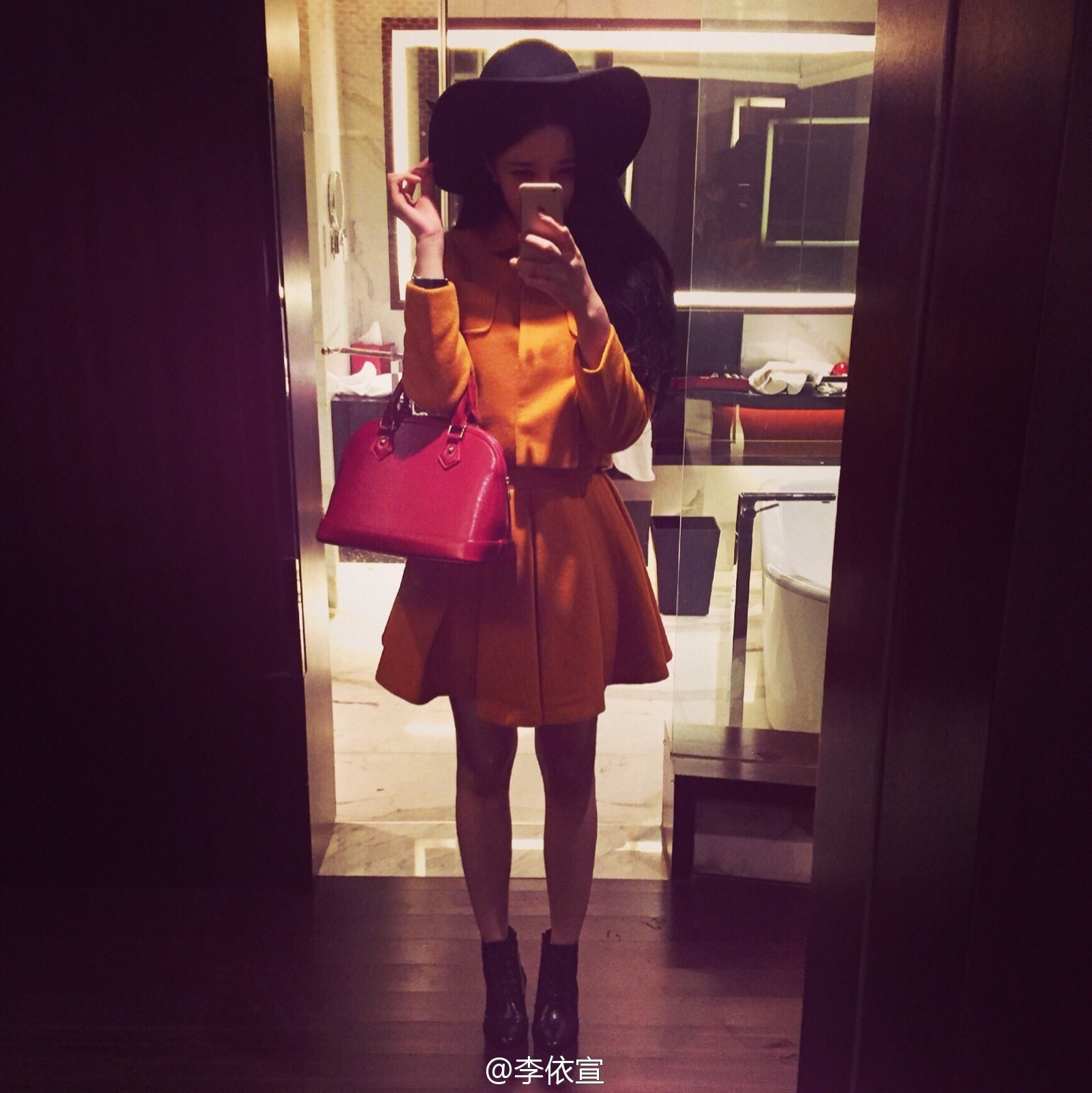 李依宣 泄露漏鲍美图