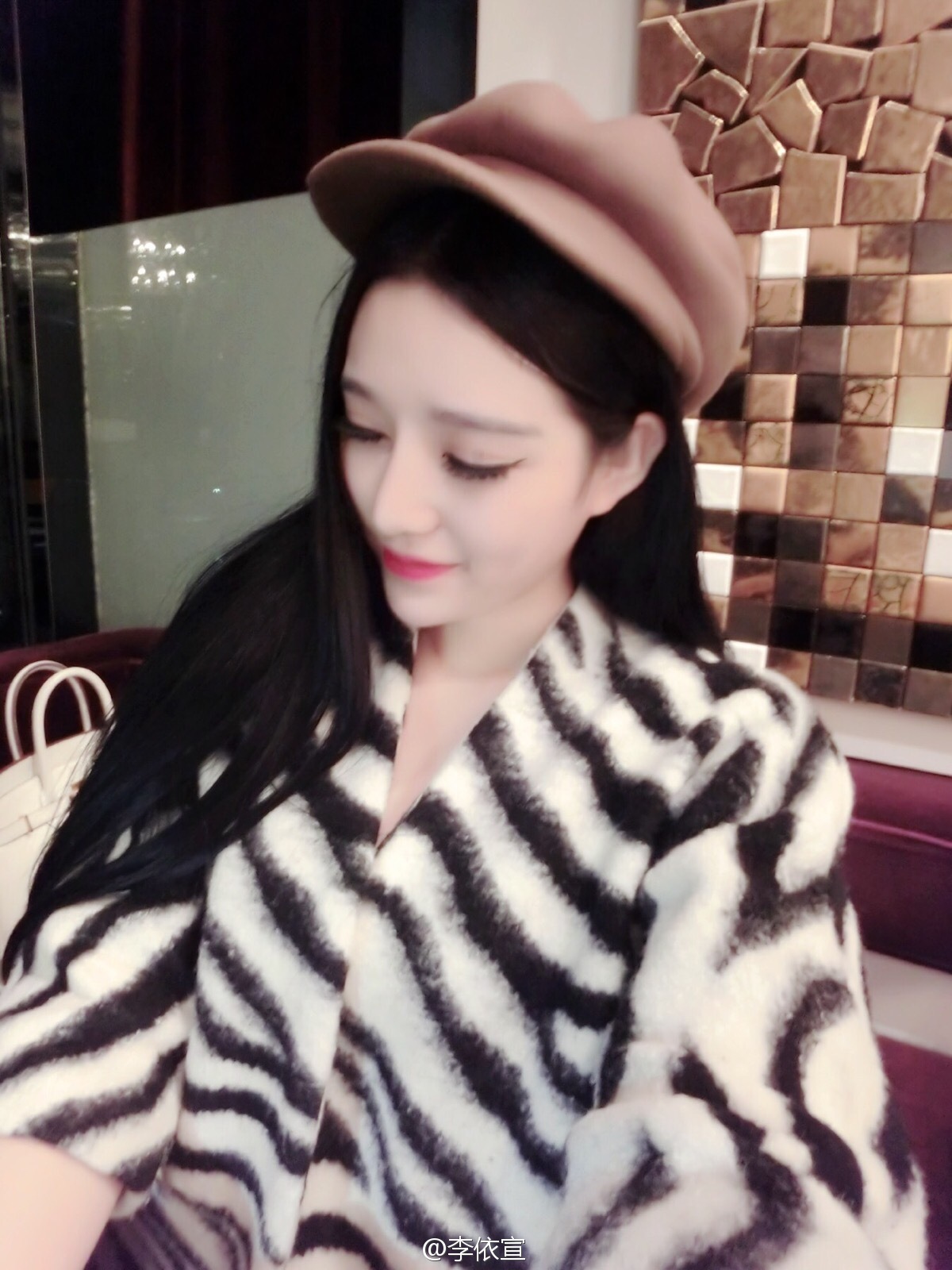 李依宣 泄露漏鲍美图