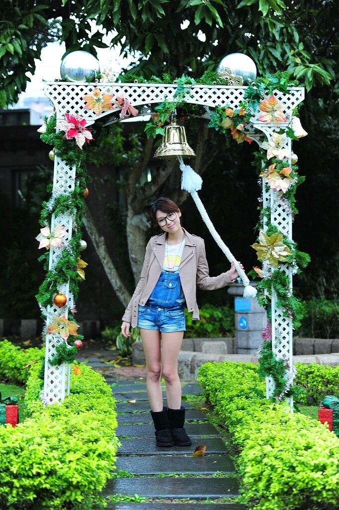 台湾清纯美女萌萌-自來水博物館