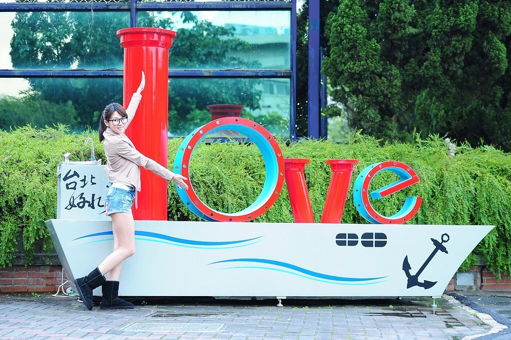 台湾清纯美女萌萌-自來水博物館