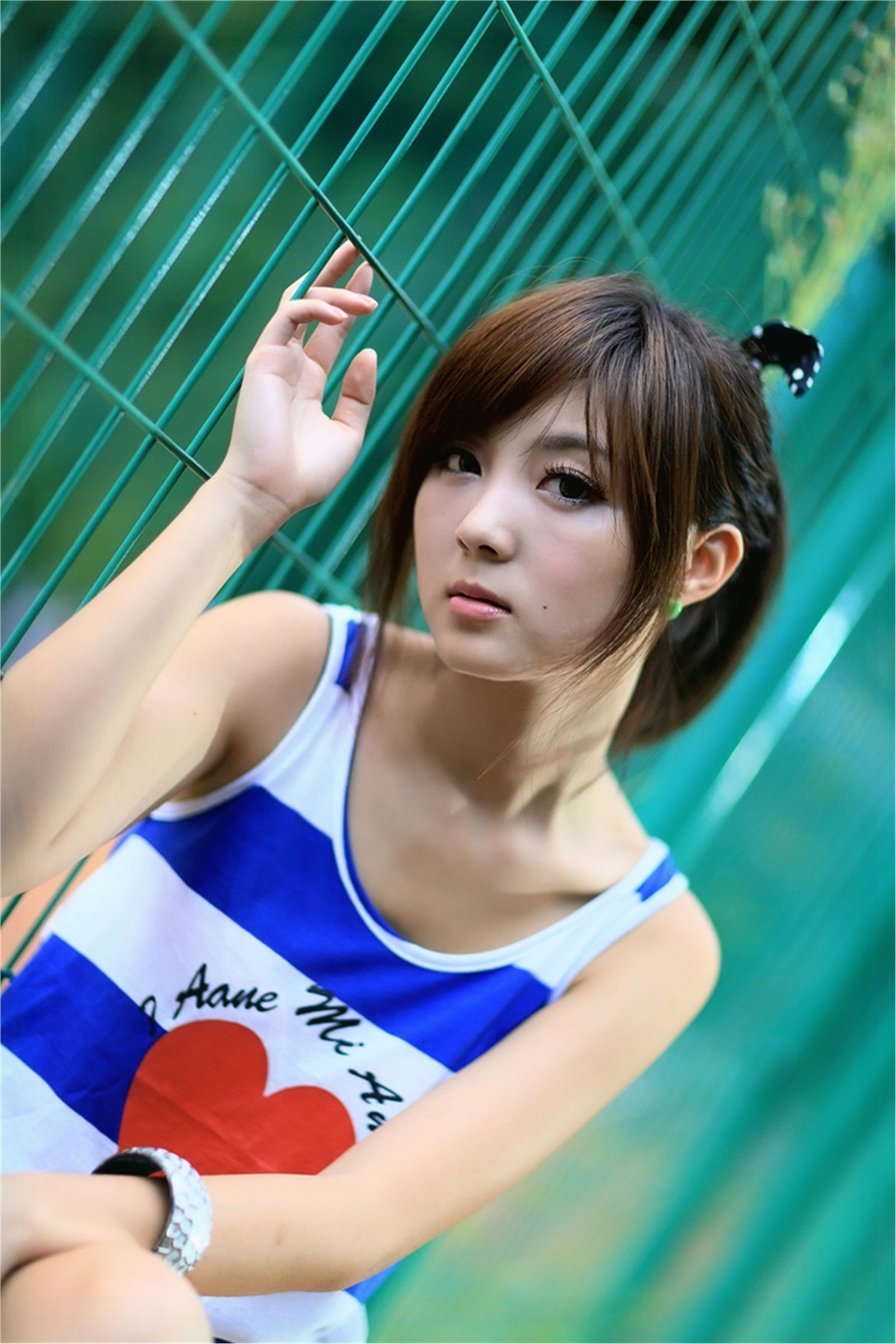 台湾清纯美女Patty 居安新村外拍