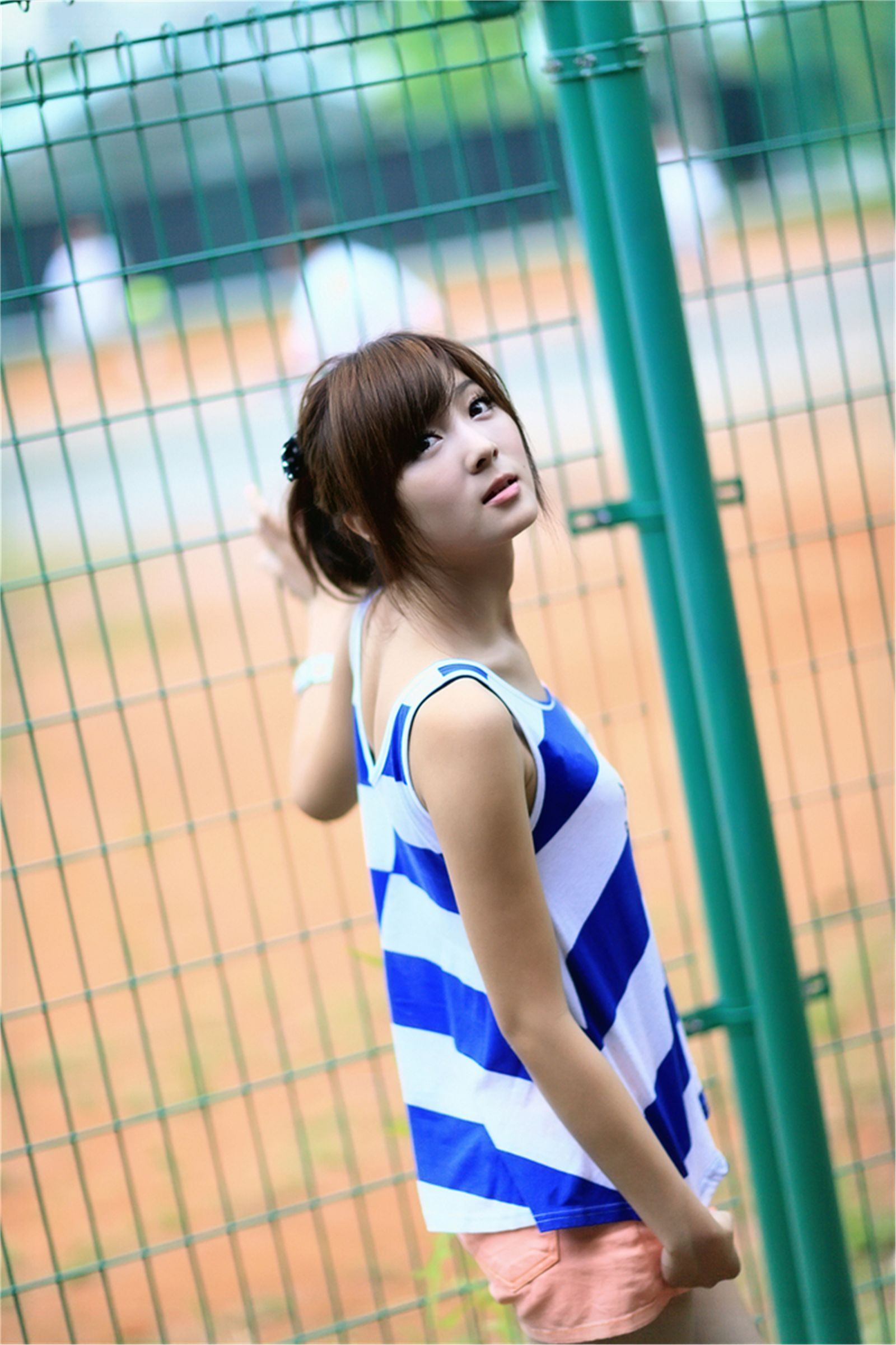 台湾清纯美女Patty 居安新村外拍